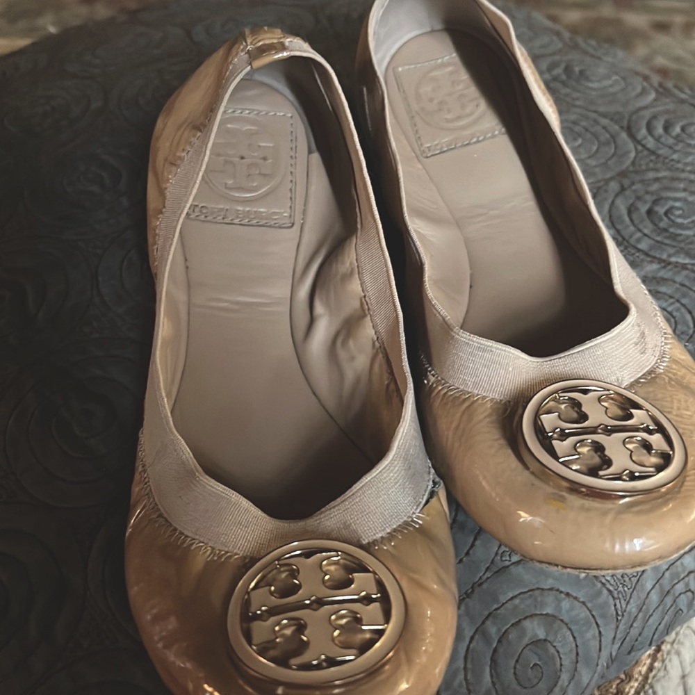 Tory Burch SOFT SCRUNCH BALLET shoes. Size 7. GUC.